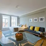 Own Places Carregal Apartment